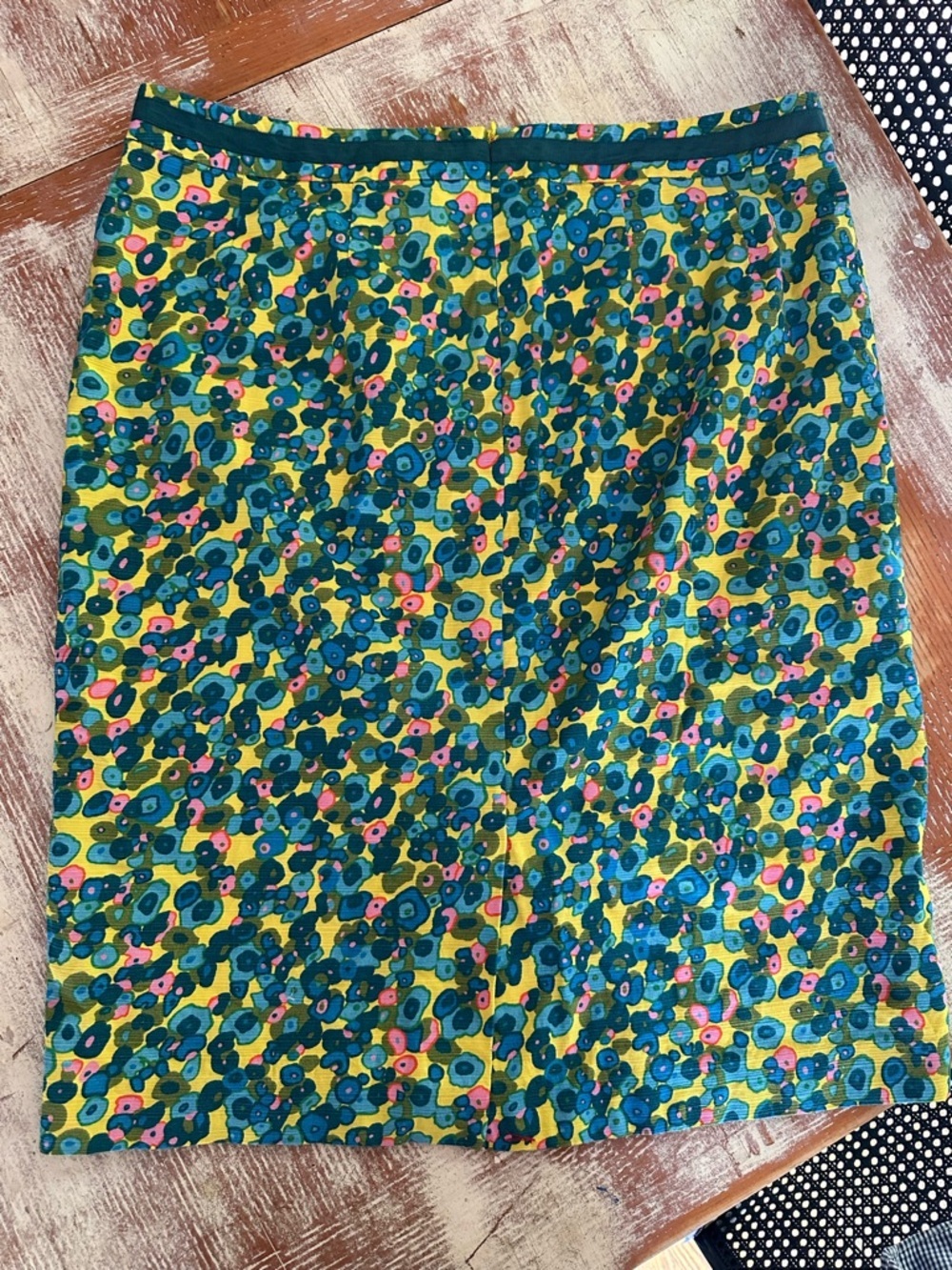 Boden Green Floral Pencil Skirt with Blue and Pink Motifs 16 L - Picture 5 of 5